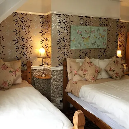 Alvera Court Guest house