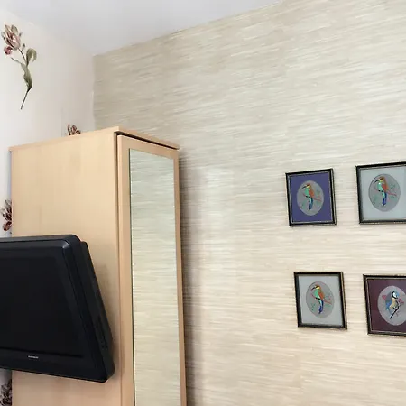 Alvera Court Guest house