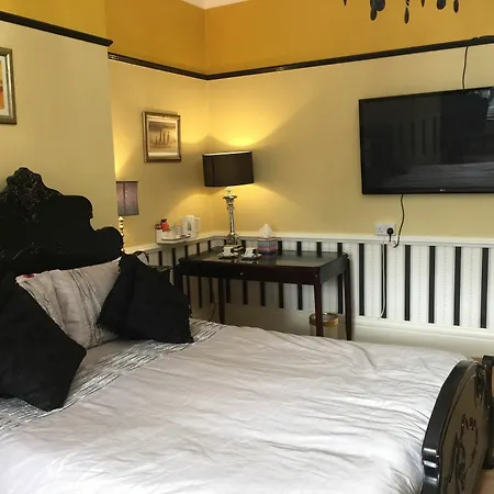 Guest house Alvera Court